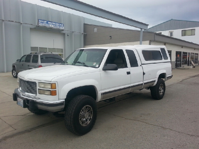 1995 GMC Sierra 2500 Luxury W/navigation