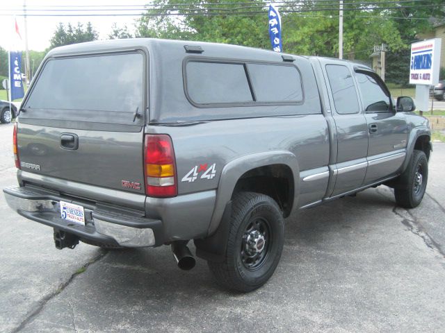 2002 GMC Sierra 2500 Standard 4X4 Hardtop