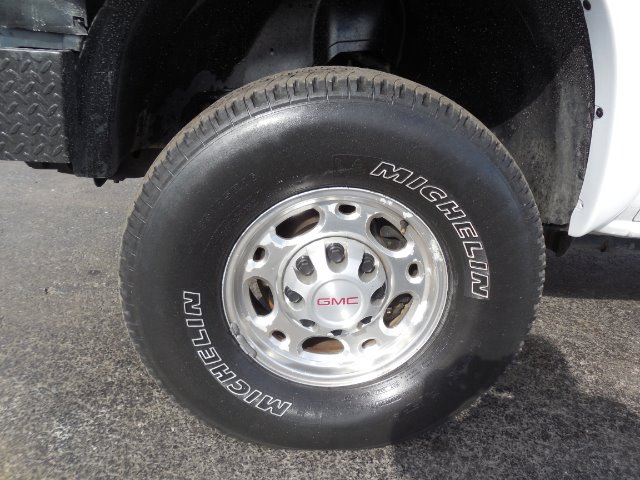 2004 GMC Sierra 2500 Limited Edition Low Miles