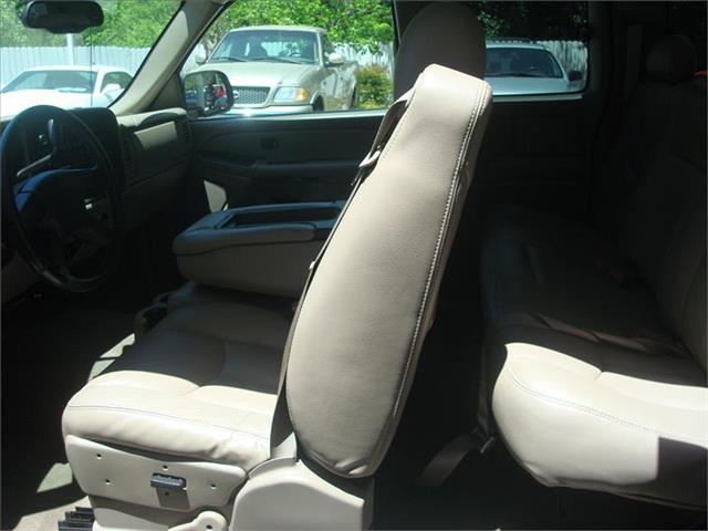 2004 GMC Sierra 2500 Unknown