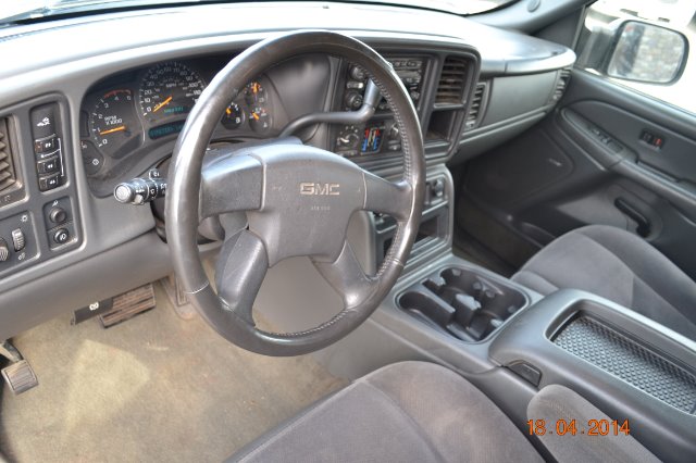 2004 GMC Sierra 2500 Unknown