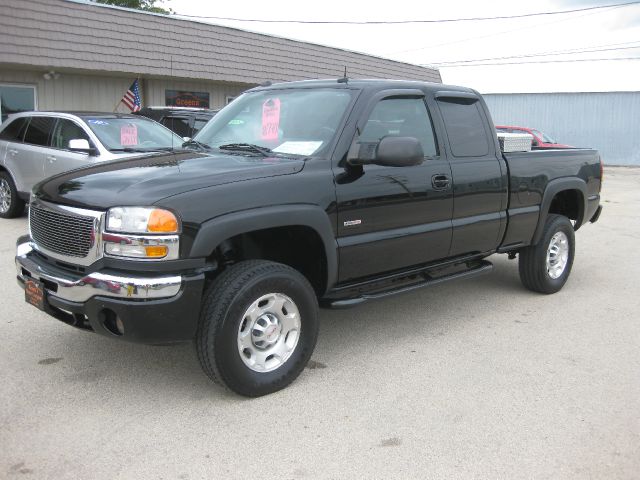 2004 GMC Sierra 2500 4DR SUV AT