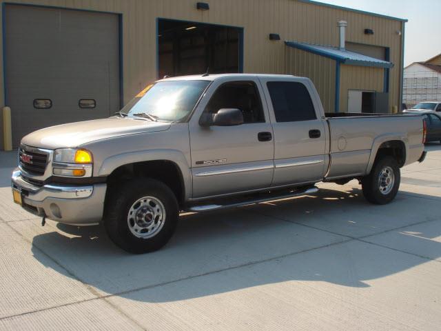 2005 GMC Sierra 2500 SLT