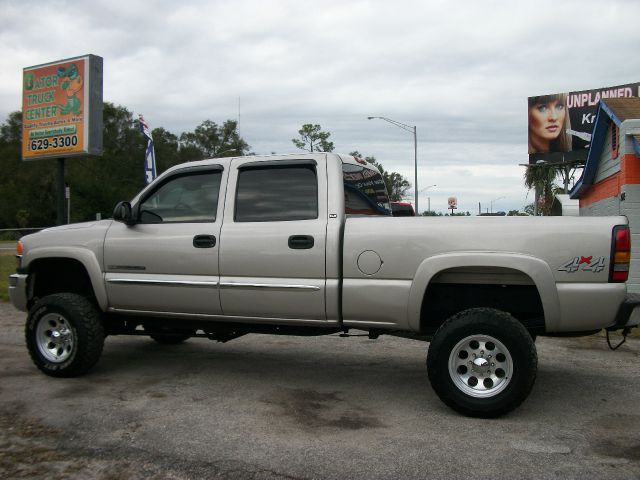 2005 GMC Sierra 2500 1500 SLY