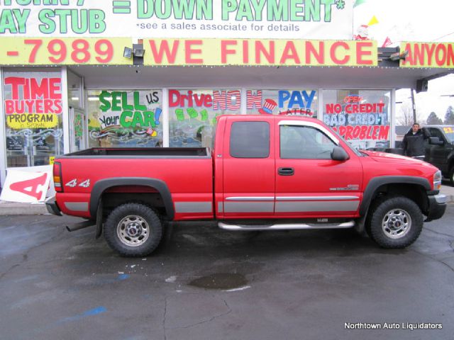 2005 GMC Sierra 2500 4DR SUV AT