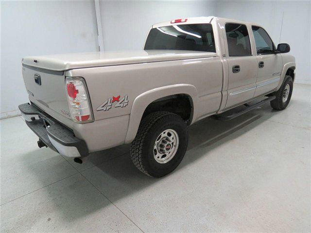 2006 GMC Sierra 2500 Base 3500 2 WD