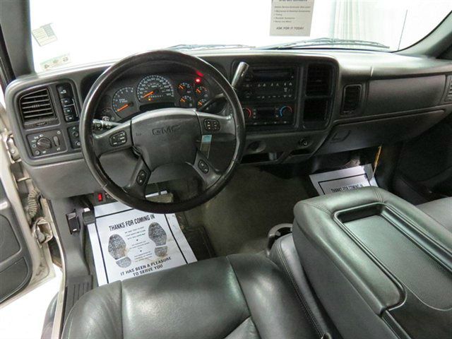 2006 GMC Sierra 2500 Base 3500 2 WD