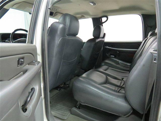 2006 GMC Sierra 2500 Base 3500 2 WD