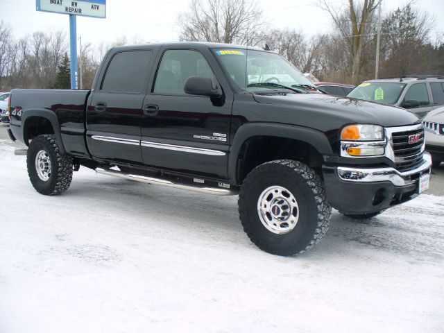 2006 GMC Sierra 2500 SLE Sierra 2WD