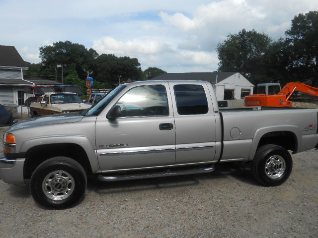 2006 GMC Sierra 2500 Cont. ED