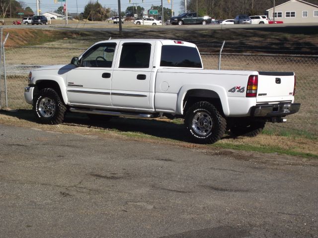 2006 GMC Sierra 2500 LT Leather Cd Tape