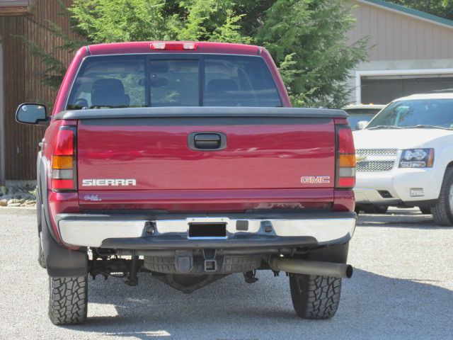 2006 GMC Sierra 2500 2007 Ford STX