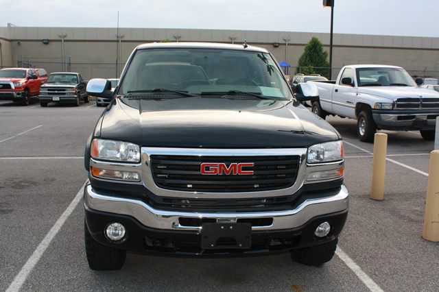 2006 GMC Sierra 2500 AWD 5DR WGN I4 CVT S