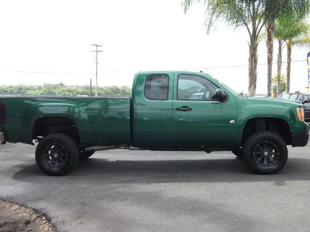 2007 GMC Sierra 2500 V8 R-design