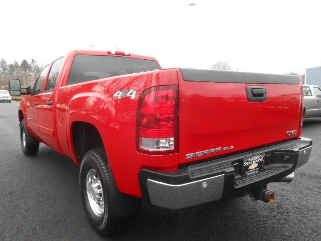 2007 GMC Sierra 2500 4x4 Crew Cab LE