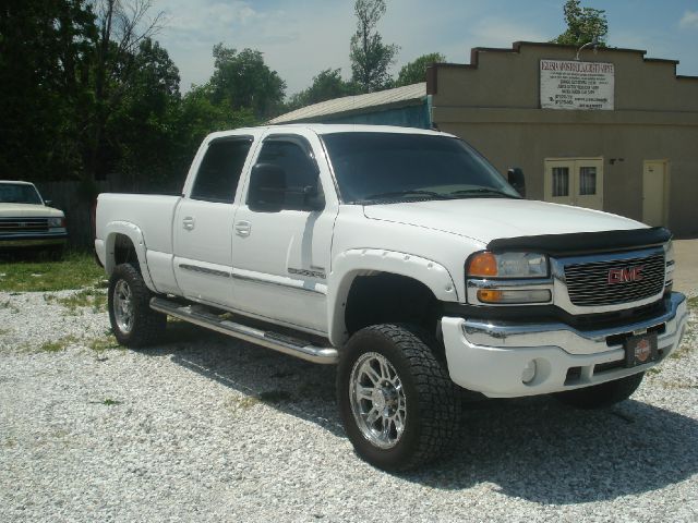 2007 GMC Sierra 2500 SLE Sierra 2WD