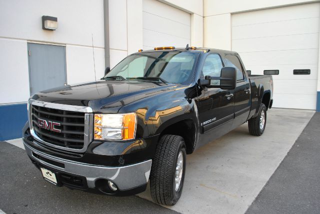 2007 GMC Sierra 2500 SLE Sierra 2WD