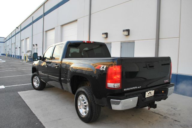 2007 GMC Sierra 2500 SLE Sierra 2WD