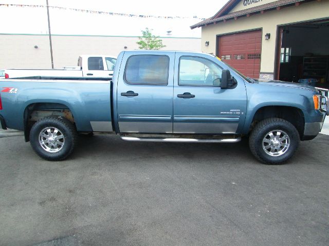 2008 GMC Sierra 2500 XL Denali - AWD