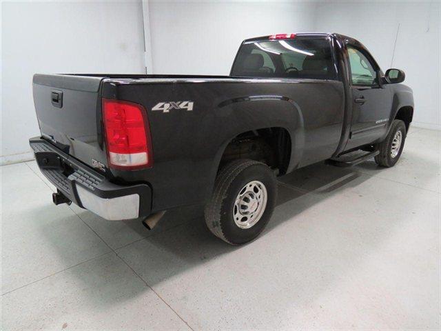 2008 GMC Sierra 2500 Base 2.0L