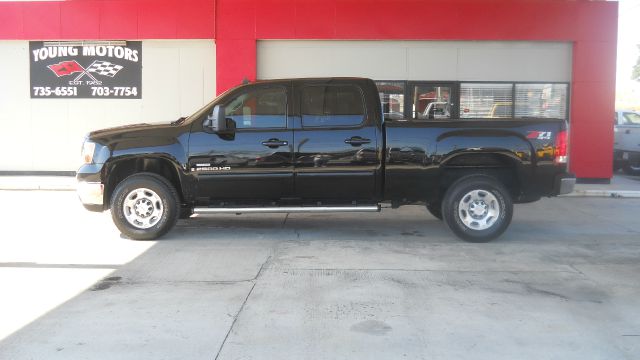 2008 GMC Sierra 2500 4dr Sdn 2.7T Quattro Auto