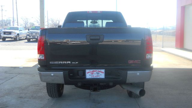 2008 GMC Sierra 2500 4dr Sdn 2.7T Quattro Auto