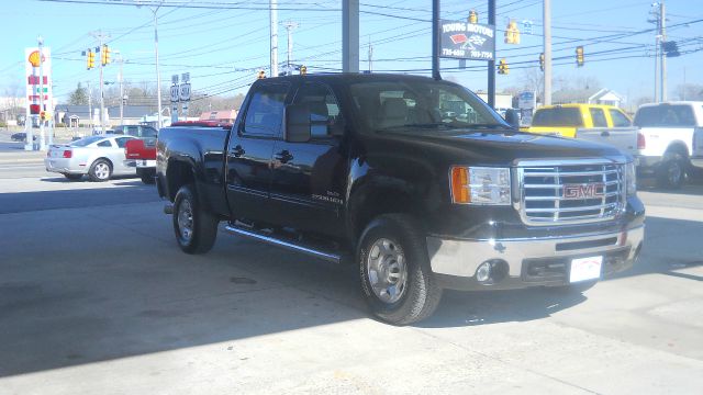 2008 GMC Sierra 2500 4dr Sdn 2.7T Quattro Auto