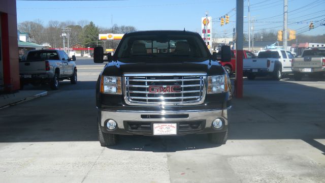 2008 GMC Sierra 2500 4dr Sdn 2.7T Quattro Auto