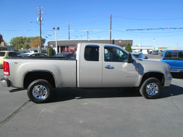 2009 GMC Sierra 2500 2003 Mazda LX