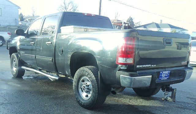 2009 GMC Sierra 2500 4dr Sdn 2.7T Quattro Auto