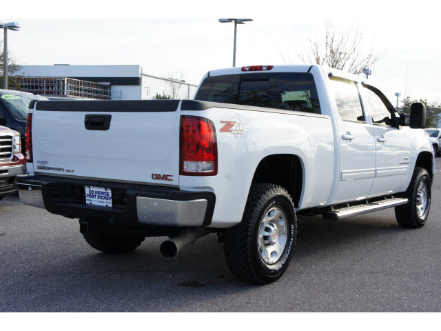 2009 GMC Sierra 2500 SLT