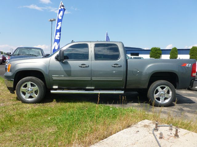 2011 GMC Sierra 2500 SLE Sierra 2WD
