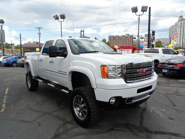 2011 GMC Sierra 2500 Sr5...4-wheel Drive