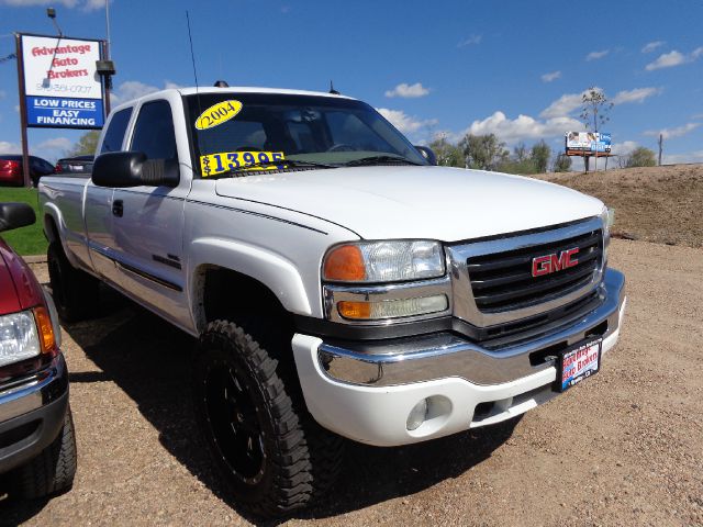 2004 GMC Sierra 2500HD SLT