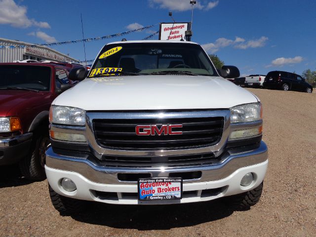 2004 GMC Sierra 2500HD SLT