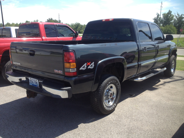 2004 GMC Sierra 2500HD Lsall Wheeldrive