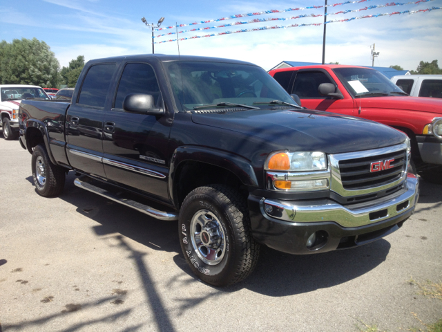 2004 GMC Sierra 2500HD Lsall Wheeldrive