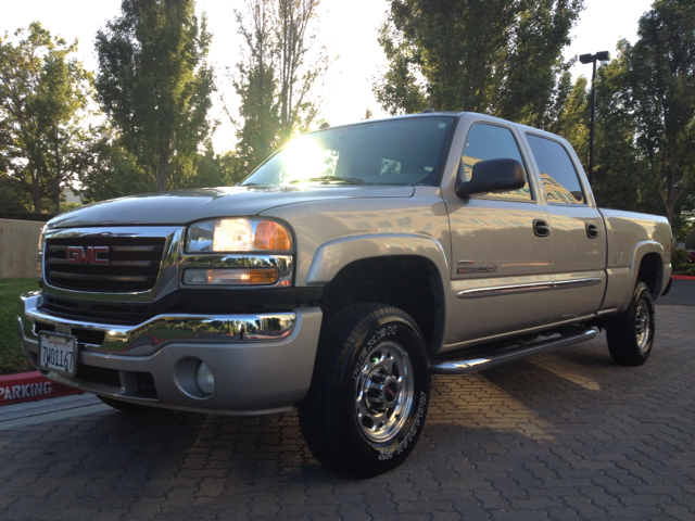 2005 GMC Sierra 2500HD SE ZX4