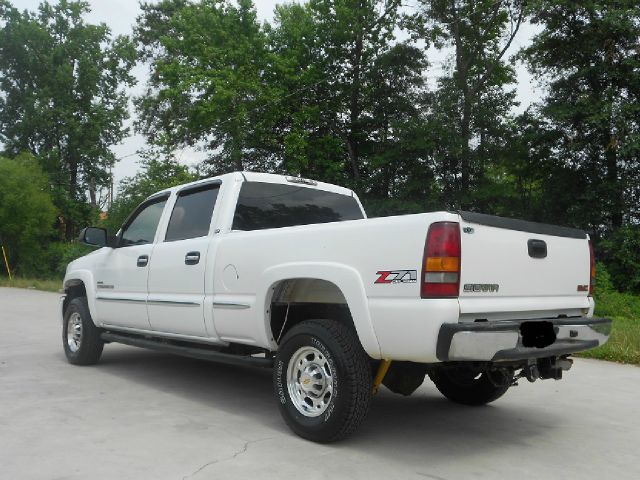2005 GMC Sierra 2500HD Lariat XL