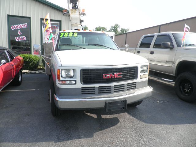 2000 GMC Sierra 3500 Lariat 4D Crew Cab Truck