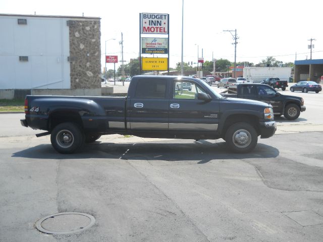 2004 GMC Sierra 3500 SLE Sierra 2WD