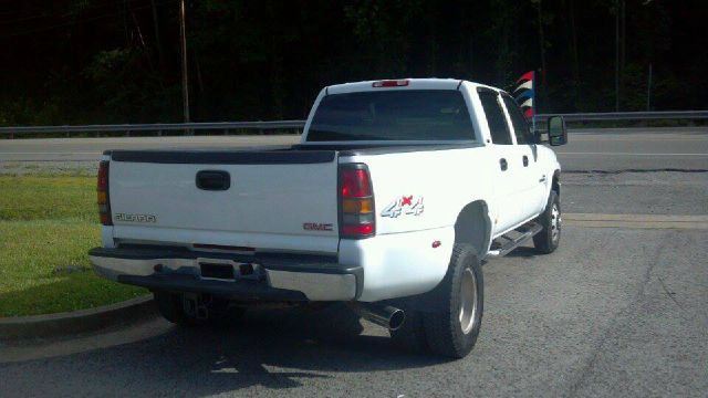 2006 GMC Sierra 3500 Cloth Buckets