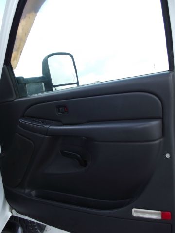 2007 GMC Sierra 3500 Base 3500 2 WD