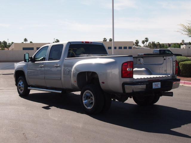 2008 GMC Sierra 3500 4dr Auto SE Ltd Avail Sedan