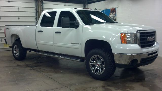2009 GMC Sierra 3500 M SR W/sunroof