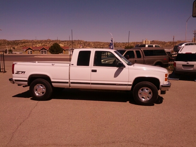 1995 GMC Sierra C-K 1500 Denali Pickup 4D 6 1/2 Ft