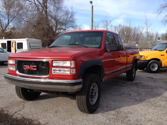 1998 GMC Sierra C-K 2500 4D Crew Cab Truck