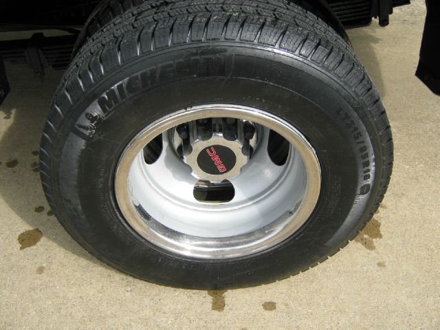 2007 GMC Sierra Classic Cloth Buckets