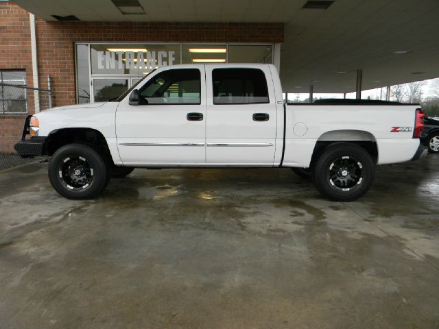 2007 GMC Sierra Classic LT Leather Cd Tape