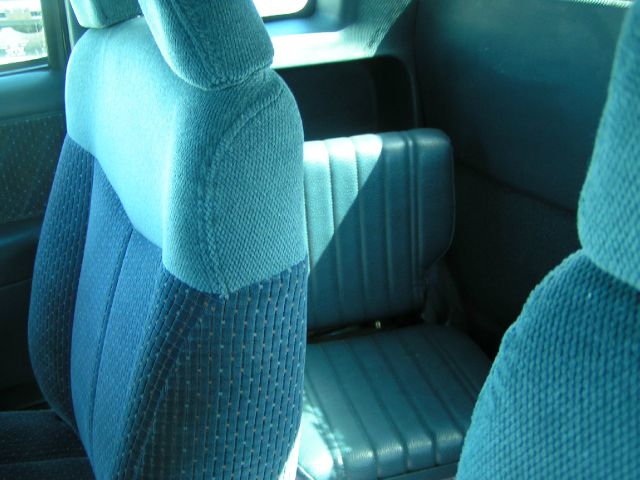 1995 GMC Sonoma 160.5 WB DRW SLT